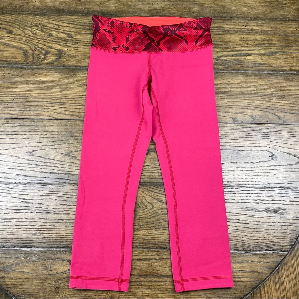 Lululemon Wunder Under Crop Leggings Reversible Alarming Cranberry